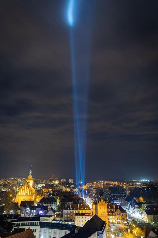 Copernicus 11 *
